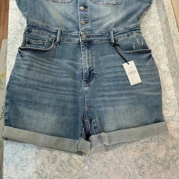 Judy Blue Denim Romper JB150244 MD 1XL Medium Blue Button Front Distressed Short - Picture 9 of 14
